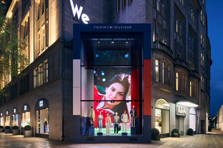 Tommy Hilfiger x Kendall Jenner at KaDeWe