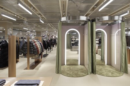 Globus Opening of Womenswear Floor