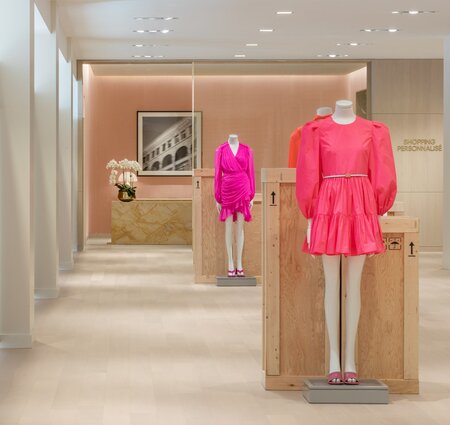 Holt Renfrew Ogilvy opens all 6 Retail Levels in Montreal