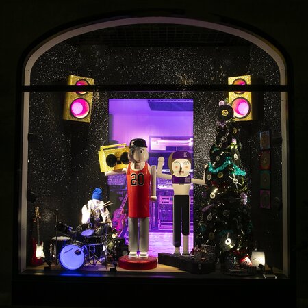 KaDeWe unveils Christmas windows