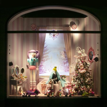 KaDeWe unveils Christmas windows