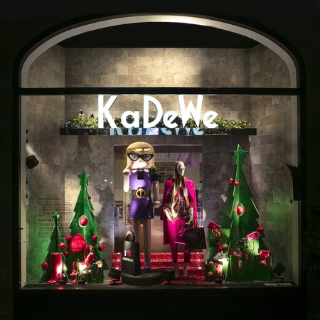 KaDeWe unveils Christmas windows